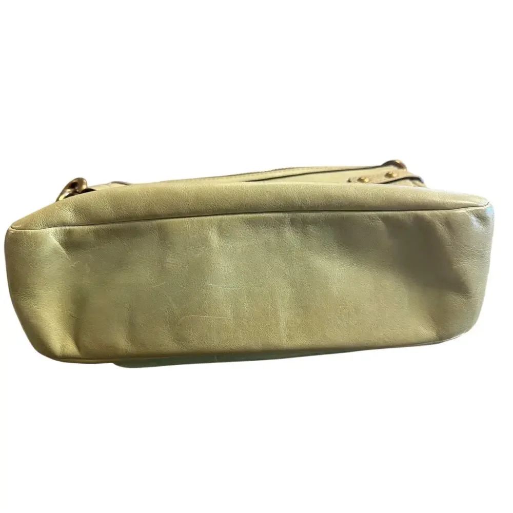 Authentic Coach Legacy Two Toned Leigh Purse. - Picture 9 of 11